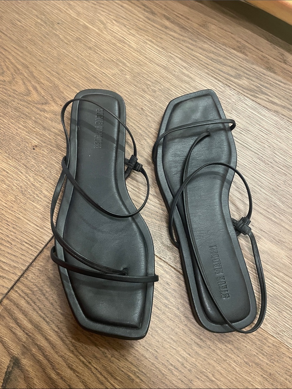 Steve Madden Black Minimalist Strappy Square-Toe Sandals